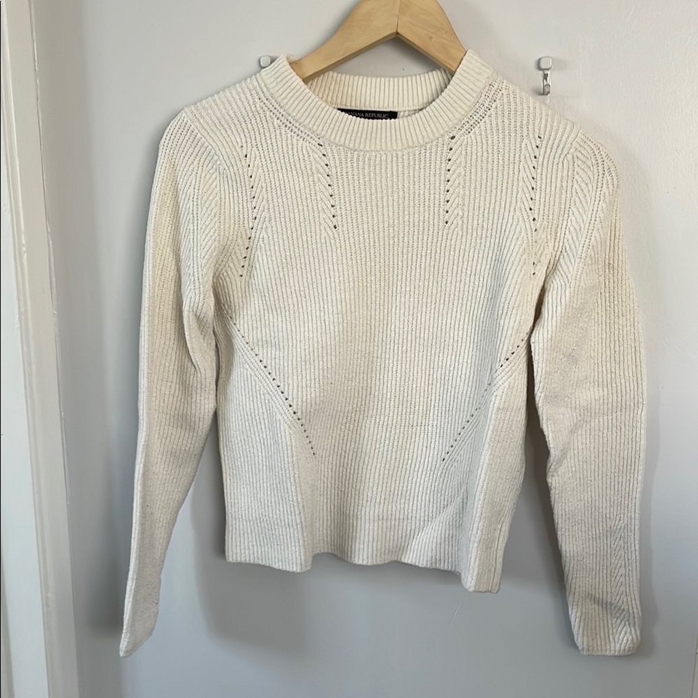 Banana Republic Cream Crew Neck Sweater with Textured Knit women size xs